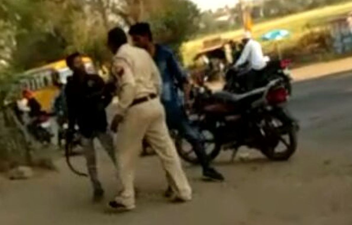 Policeman beaten up young man, complains of police station