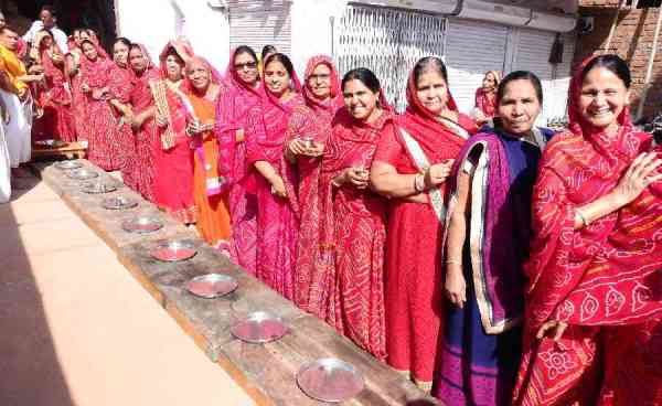 aachaary viraag saagar mahaaraaj kee aagavaanee karane umada samoocha