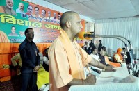 many leaders join bjp in cm yogi rally before by election