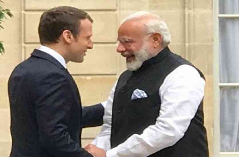 PM Narendra Modi and French President Emmanuel Macroon