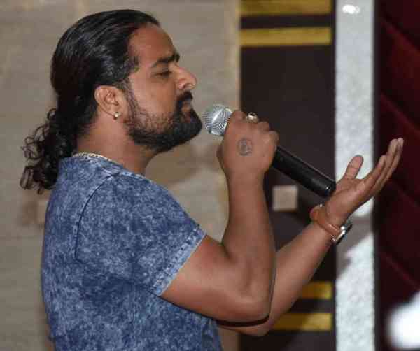 youth icon award ceremony