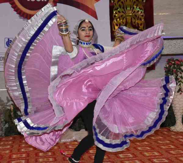 youth icon award ceremony