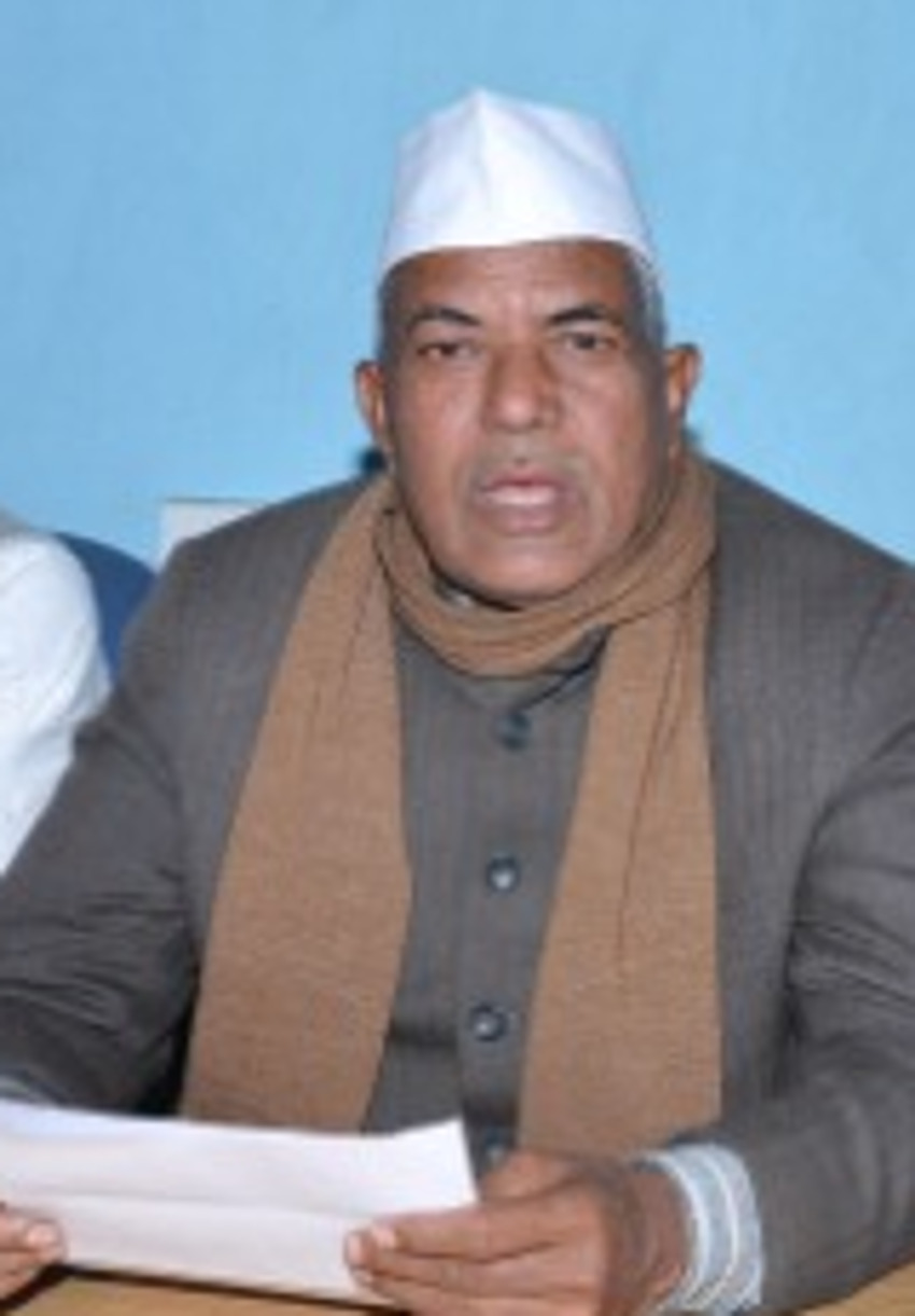 baleshwar tyagi daughter in commited suicide