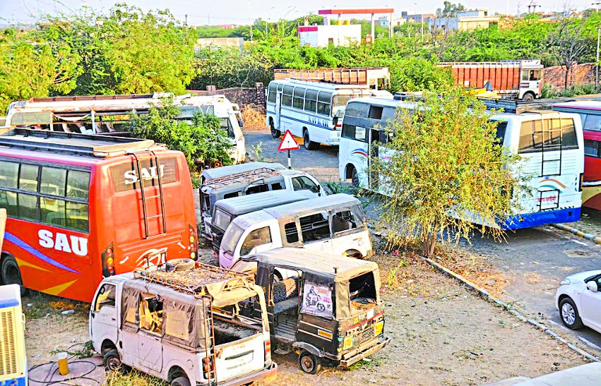 Vehicles, auctioned ,not paid tax