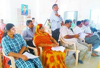 समदड़ी. पंचायत समिति में आयोजित बैठक में उपस्थित  अधिकारी।