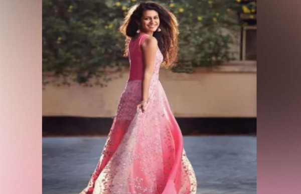 फिर चर्चा में प्रिया प्रकाश, कराया ऐसा फोटोशूट...