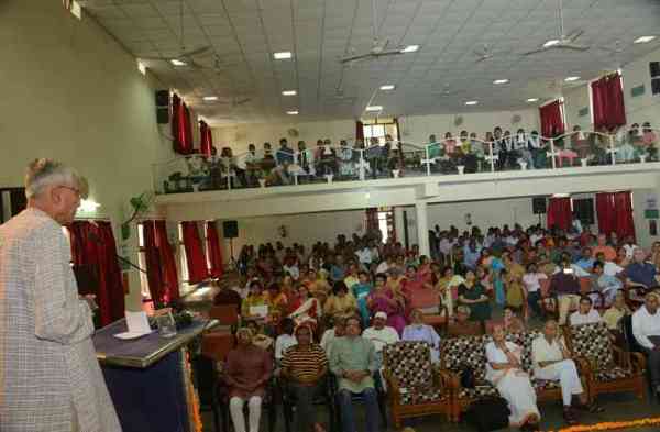 वसंत महाविद्यालय, राजघाट में गांधी चंपारण विषयक दो दिवसीय राष्ट्रीय संगोष्ठी का आयोजन