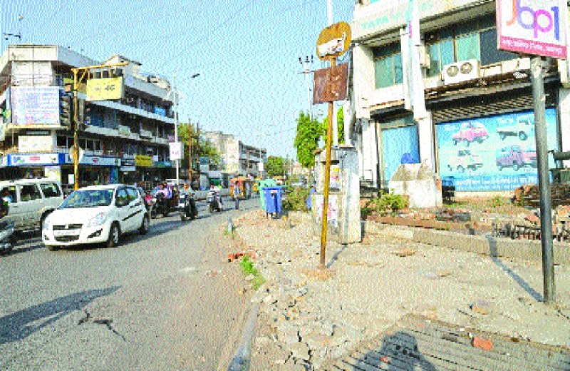 Two new left turn will open in four hundred meters