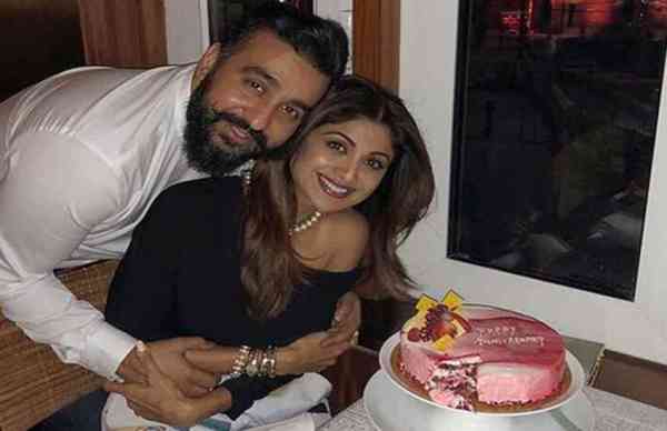 द बुर्ज खलीफा में फ्लैट, 3 करोड़ की डायमंड रिंग...कुछ ऐसी है शिल्पा शेट्टी कुंद्रा की लाइफस्टाइल