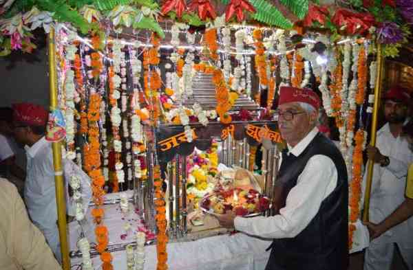 Vehicle rally and rally on Jhulelal Jayanti...