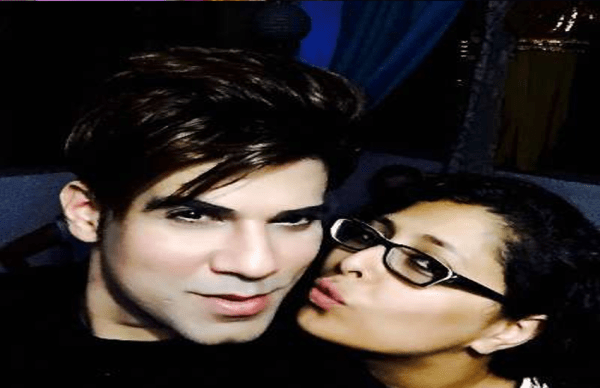 तो इसे डेट कर रही हैं गीता कपूर उर्फ गीता मां!