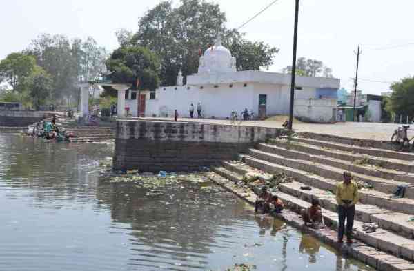 Pul uchun kochada jinsiy aloqa Swing club porno onlayn tomosha qiling