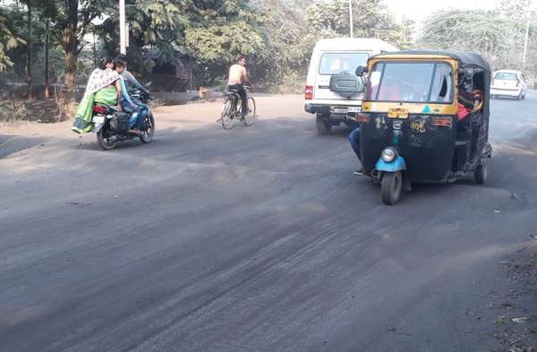 Photo Gallery : सर्वमंगला नगर के समीप नहर मार्ग की स्थिति देखकर घूम जाएगा आपका सिर