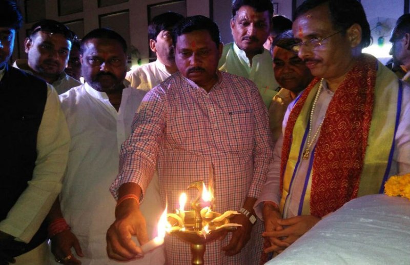 UP deputy CM dr dinesh sharma