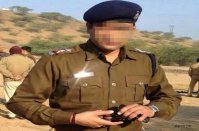 mp police officer scandal latest news in hindi,mp police result',mp police result,mp police result 2018,mp police result 2018 vyapam,pwd rules,pwd rules for rest house allotment,police vacancy,police rules 1934,scp sitaran yadav,Jabalpur,jabalpur police,