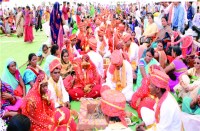 सामूहिक विवाह : एक-दूजे के  हुए 117 जोड़े  , सुख हो या दुख जीवन भर साथ निभाने की खाईं कस्में