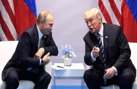 Donald Trump expels 60 Russian diplomats 