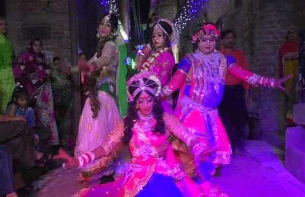 शहर भर में धूमधाम से निकाली गई शोभायात्रा 