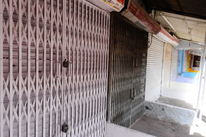 Tension continues in Bundi,Closed Shops throwing stones Ramnavmi'shob