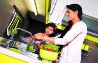 सेहत के लिए जरूरी है फलों और सब्जियों को पेस्टीसाइड्स से मुक्त करना