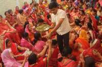 ladies gathered and celebrate gangour festival in ajmer