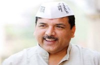 Aap sansad sanjay singh surrenders in court
