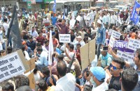 सोमवार को भारत बंद का आयोजन