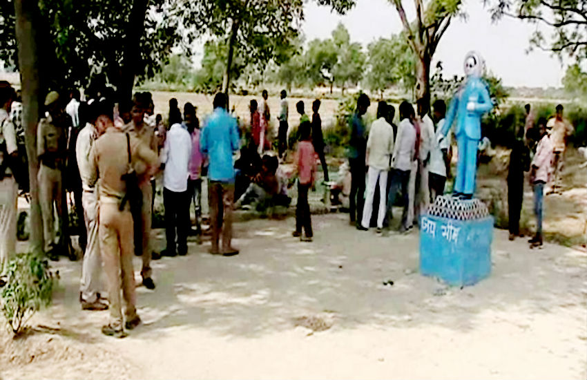 आंबेडकर की प्रतिमा