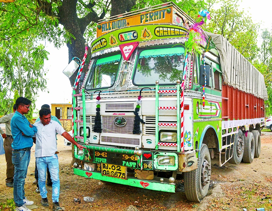 Truck