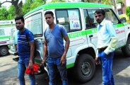 कर्मचारी एम्बुलेंस छोड़कर चले गए रायपुर, इधर अप्रशिक्षित ड्राइवरों को थमा दी स्टीयरिंग