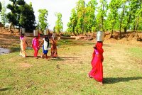 Severe water crisis stares hard large areas in Sidhi Madhya Pradesh