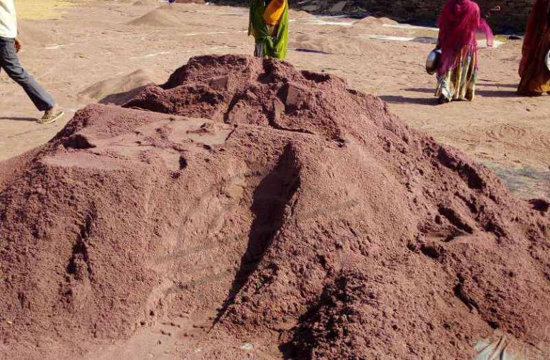 bhilwara, bhilwara news, Illegal garnet big business in bhilwara, Latest news in bhilwara, Bhilwara News in hindi, Hindi News in bhilwara, Latest hindi news in bhilwara