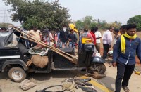 breaking...Belgaum truck kills auto, 9 people die