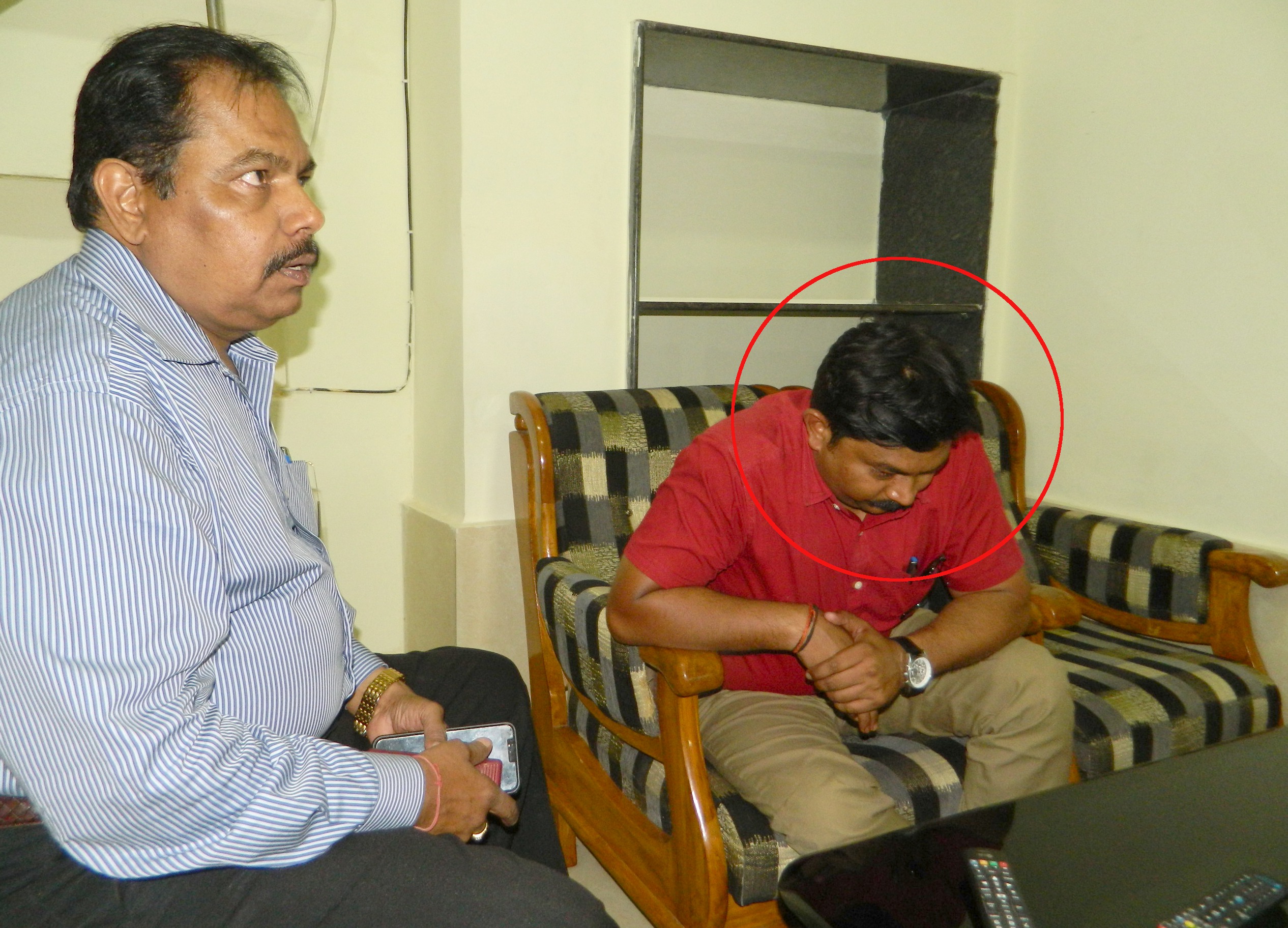 1.40 lakh bribe takers assistant assistant