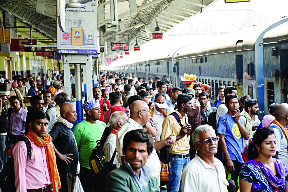 satna to mumbai superfast train