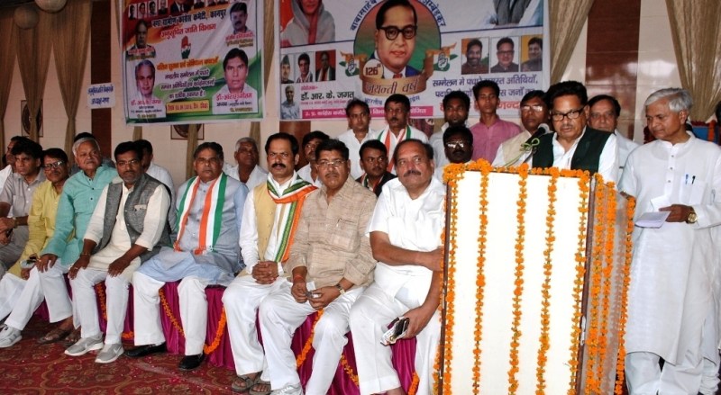 दलित सम्मान, संविधान बचाओ सम्मेलन में शामिल हुए पुनिया, मोदी सरकार को दलित विरोधी बताया