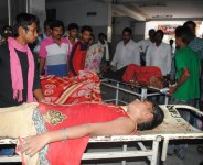 Speaking on mobile, father is scold, sisters eaten poison
