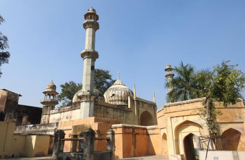 Akbari Jama Masjid