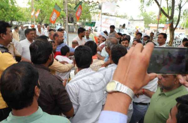 Bhilwara, bhilwara news, beat the app leader in bhilwara, Latest news in bhilwara, Bhilwara News in hindi, Hindi News in bhilwara, Latest hindi news in bhilwara