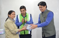 महिलाएं रचनात्मकता की प्रतिमूर्ति हैं, इनको आगे बढऩे से कोई नहीं रोक सकता : शर्मा