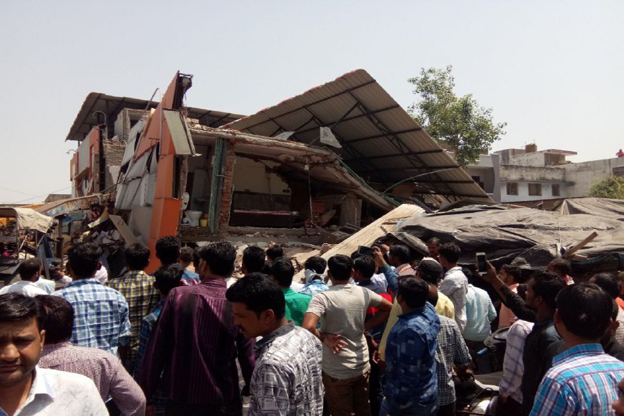 beer bar collapse in kota