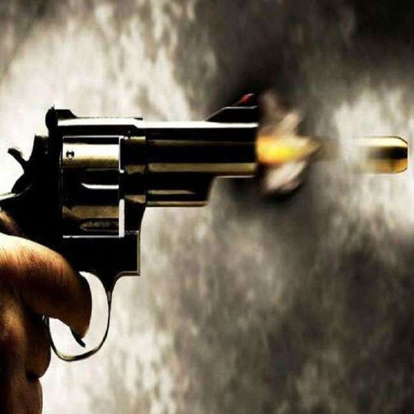 two side violenc in azamgarh 6 inured and two shot