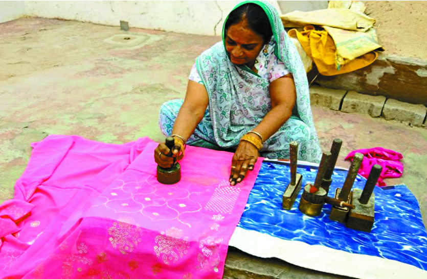 bhilwara, bhilwara news, Printing art is alive preamdevi in bhilwara, Latest news in bhilwara, Bhilwara News in hindi, Hindi News in bhilwara, Latest hindi news in bhilwara