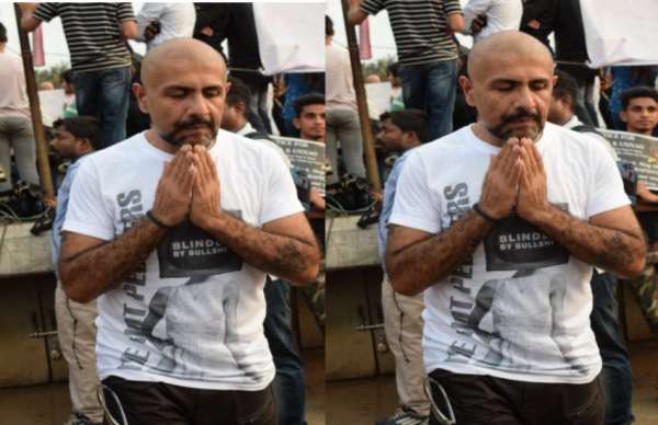 कठुआ-उन्नाव मामलें में इंसाफ की मांग को लेकर सड़कों पर उतरे बॉलीवुड के सेलेब्स