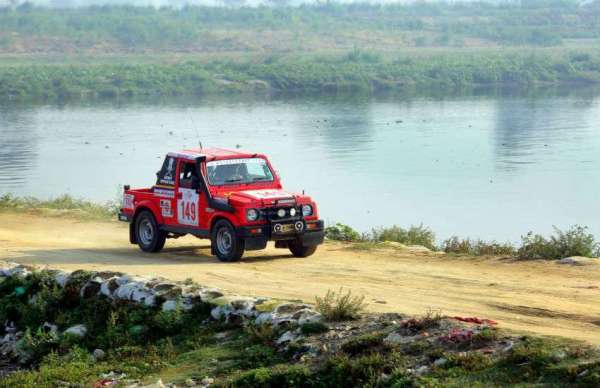 आगरा ताज कार रैली