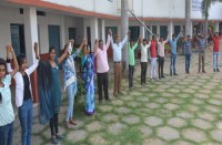 केएन कॉलेज की प्राचार्य सहित प्रोफेसर व छात्रों ने लिया स्वच्छ राजनीति का संकल्प