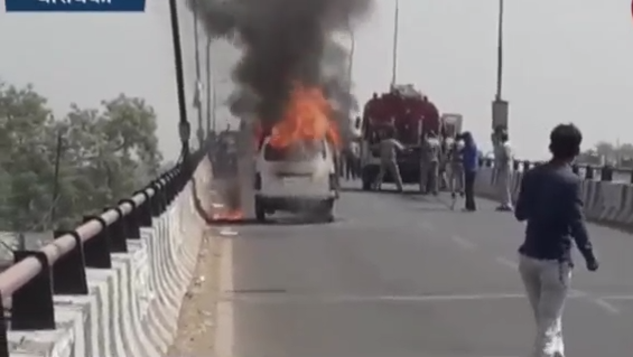 Fire in Van live video Barabanki UP hindi news