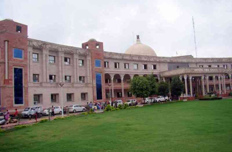 collectorate indore