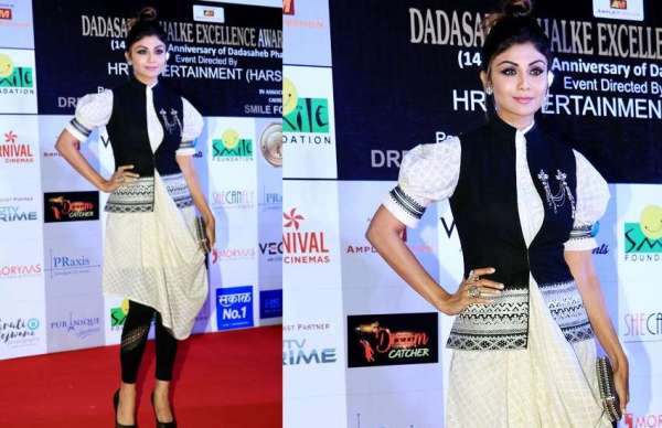 दादा साहेब फाल्के एक्सीलेंस अवॉर्ड 2018: शाहिद से लेकर शिल्पा तक, सभी ने स्टाइलिश लुक से किया हैरान