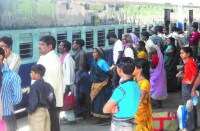 ऊर्जाधानी से रायपुर व बिलासपुर आने-जाने वाली मेमू व पैसेंजर 46 दिन तक रद्द किए जाने का तीखा विरोध